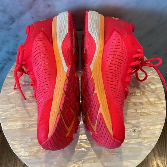 ASICS Gel Hayano 25 - Picture 5 of 9